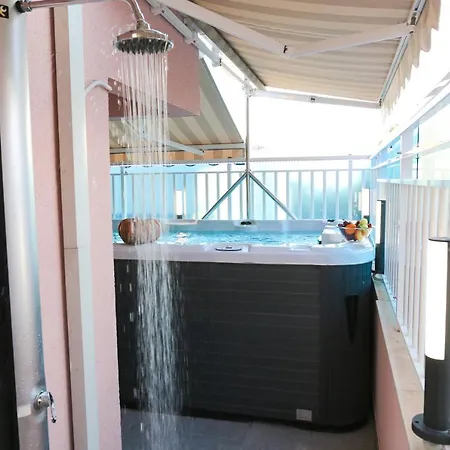 Apartman Rose Pool Comfort *